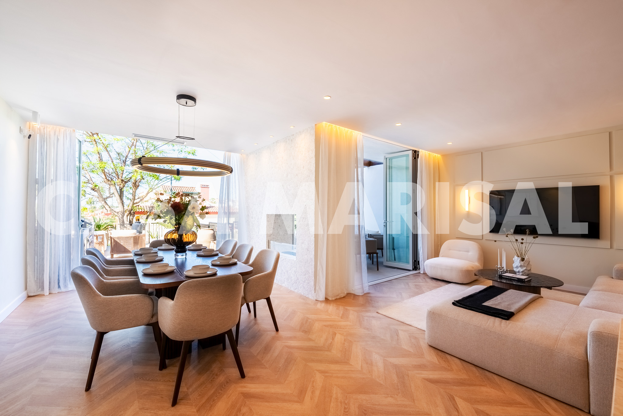 Luxury Renovated 5-Bedroom Townhouse in Altos de Salamanca, Golden Mile